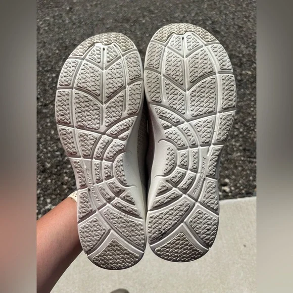 Skechers Grey Loafers Slip-Ons Comfortable Design - Picture 3 of 3